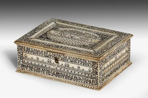 Early 19th Century Vizagapatam Bone Box (1 of 9) Early 19th Century Vizagapatam Bone Box (1 of 9)