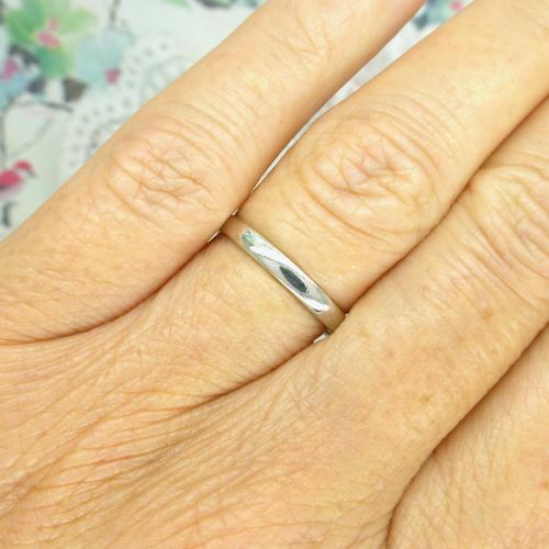 Vintage Art Deco Plain Platinum Wedding Band c1930's ~ Ladies narrow ring size O 1/2 - 7.25 (1 of 9) Vintage Art Deco Plain Platinum Wedding Band c1930's ~ Ladies narrow ring size O 1/2 - 7.25 (1 of 9)