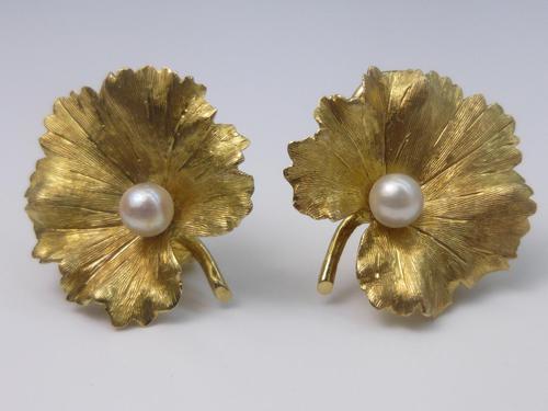 18ct Gold  Pearl Earrings (1 of 7)