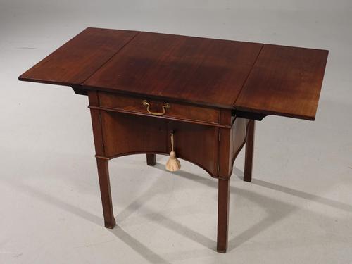 Rare Late 18th Century Mahogany Pembroke Supper Table (1 of 8) Rare Late 18th Century Mahogany Pembroke Supper Table (1 of 8)