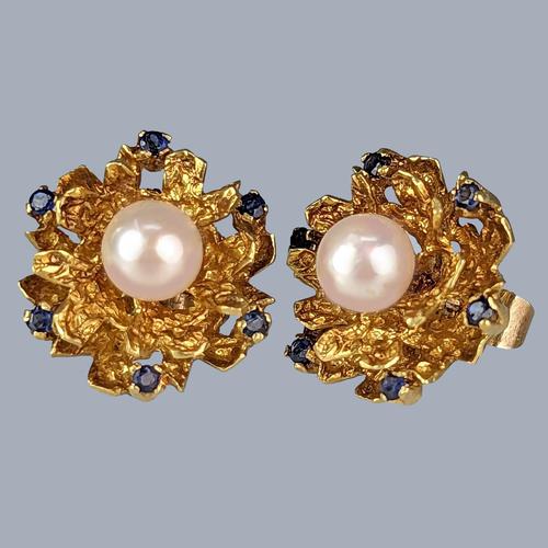 Vintage 1960s Pearl & Sapphire Earrings – Floral Cluster in 18ct Gold, Post Fittings (1 of 6)