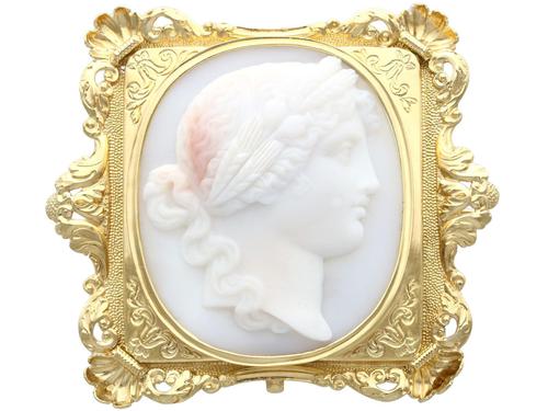 Carved Hardstone & 18ct Yellow Gold Cameo Brooch - Antique c.1860 (1 of 9) Carved Hardstone & 18ct Yellow Gold Cameo Brooch - Antique c.1860 (1 of 9)