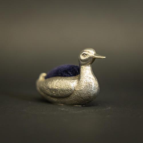 Sampson Mordan Silver Pin Cushion (1 of 7) Sampson Mordan Silver Pin Cushion (1 of 7)