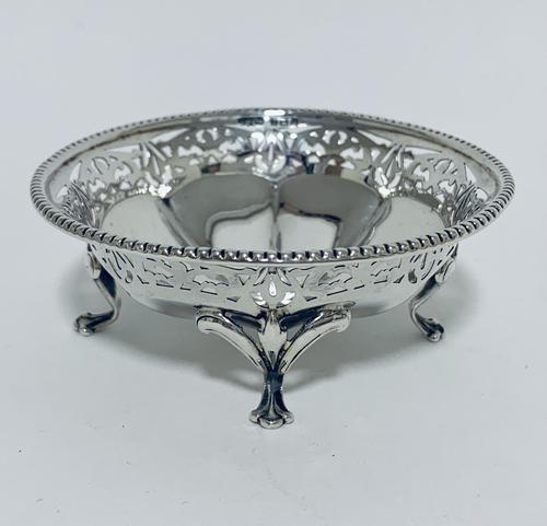 Antique Solid Sterling Silver Pierced Bonbon Dish (1 of 9) Antique Solid Sterling Silver Pierced Bonbon Dish (1 of 9)