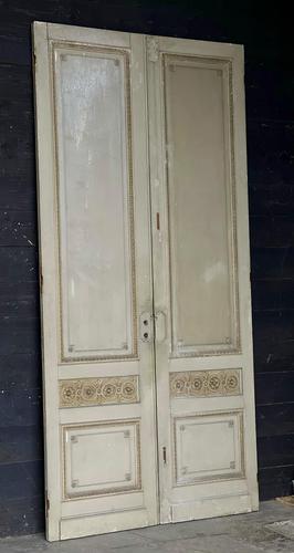 Lovely Pair of 19th Century French Chateau Doors (1 of 17)