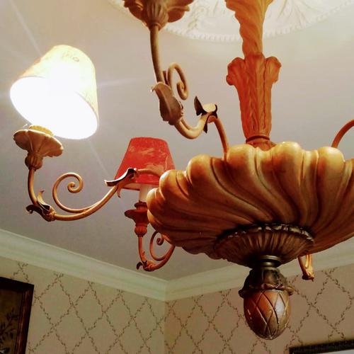 Late Georgian French 6 Arm Giltwood Chandalier (1 of 3) Late Georgian French 6 Arm Giltwood Chandalier (1 of 3)