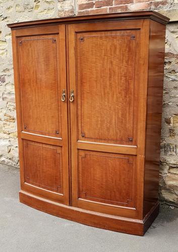 Edwardian Figured Mahogany Bow Front Wardrobe (1 of 15)