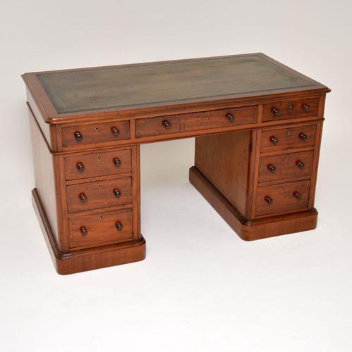 Antique Victorian Mahogany Leather Top Pedestal Desk (1 of 12) Antique Victorian Mahogany Leather Top Pedestal Desk (1 of 12)