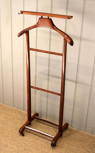 Beechwood Gentlemans Valet Stand (1 of 11)