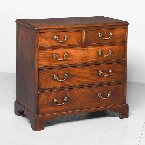 George III Mahogany Chest of Drawers (1 of 9)