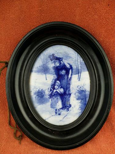 Rare Antique Royal Doulton Blue & White Mother & Girl Framed Oval Plaque C1910 (1 of 12) Rare Antique Royal Doulton Blue & White Mother & Girl Framed Oval Plaque C1910 (1 of 12)