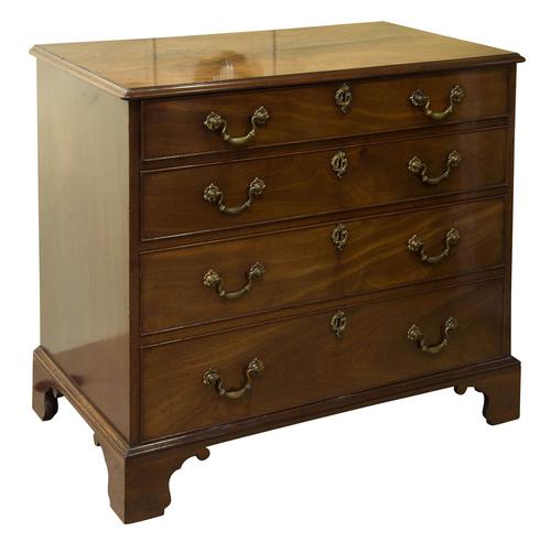 George III Mahogany Chest of Drawers (1 of 10) George III Mahogany Chest of Drawers (1 of 10)