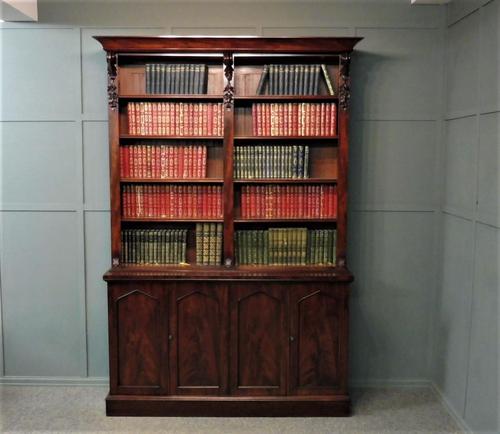 Victorian Mahogany Bookcase on Cupboard (1 of 13) Victorian Mahogany Bookcase on Cupboard (1 of 13)