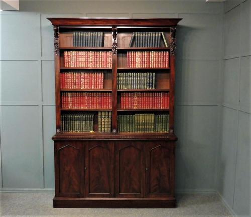 Victorian Mahogany Bookcase on Cupboard (1 of 13)