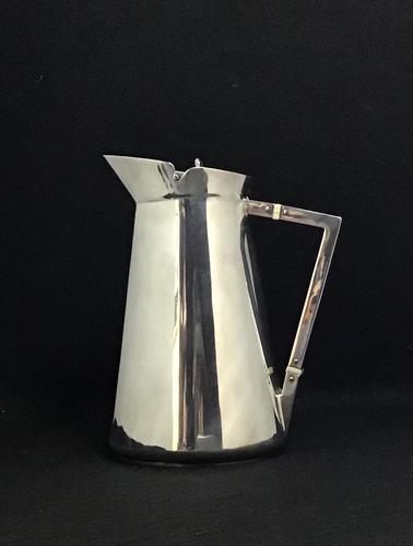 Arts & Crafts Silver Plated Water Jug Mappin & Webb (1 of 4) Arts & Crafts Silver Plated Water Jug Mappin & Webb (1 of 4)