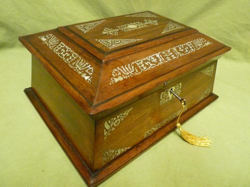 Large Inlaid Rosewood Jewellery / Table Box c.1835 (1 of 12) Large Inlaid Rosewood Jewellery / Table Box c.1835 (1 of 12)