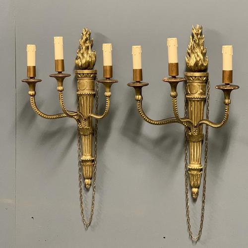 Pair of 19th Century Giltwood Wall Sconce (1 of 6) Pair of 19th Century Giltwood Wall Sconce (1 of 6)