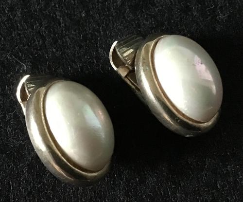 Pair of Vintage Christian Dior Earrings (1 of 5)