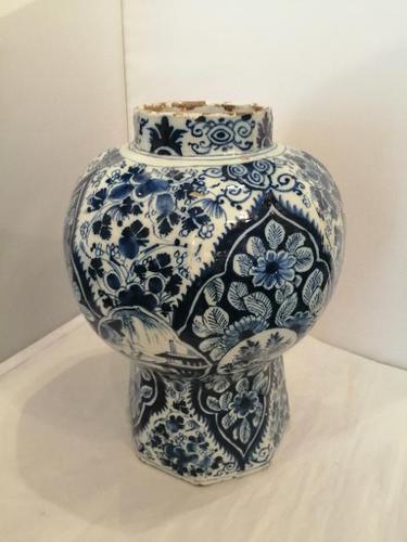 Superb 18th Century Dutch Delft Vase (1 of 10) Superb 18th Century Dutch Delft Vase (1 of 10)