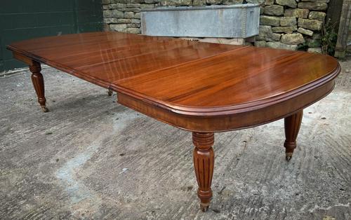 Victorian 3 Leaf Extending Dining Table Seats 10 (1 of 13)