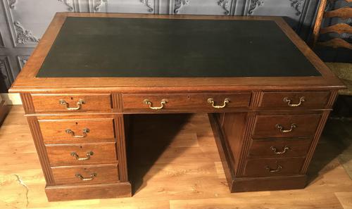 Edwardian Mahogany Pedestal Desk (1 of 5)