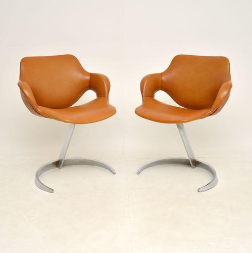 Pair of French Leather & Chrome Scimitar Chairs by Boris Tabacoff (1 of 10)