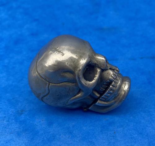 Rare Victorian Skull Vesta (1 of 15)