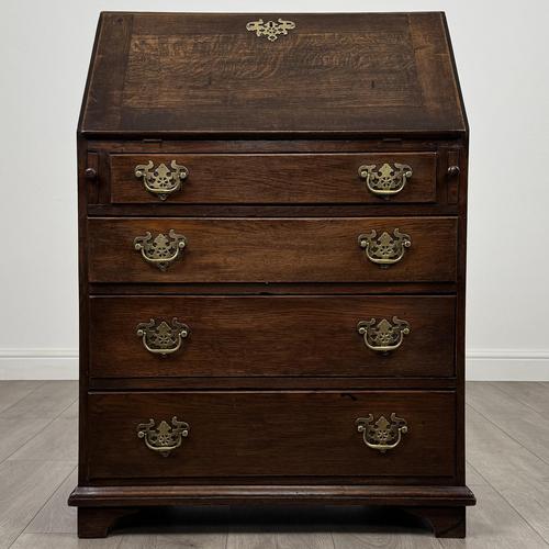 Antique 19th Century Good Quality Small Oak Bureau (1 of 13)