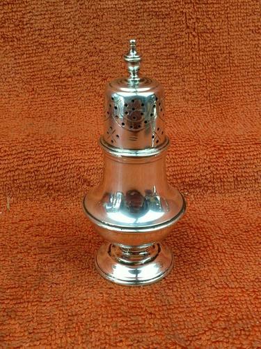 Antique Sterling Silver Hallmarked Pepper Shaker 1909 London ,C S Harris & Sons Ltd (1 of 7) Antique Sterling Silver Hallmarked Pepper Shaker 1909 London ,C S Harris & Sons Ltd (1 of 7)