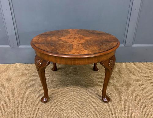 Round Burr Walnut Queen Anne Style Coffee Table (1 of 6) Round Burr Walnut Queen Anne Style Coffee Table (1 of 6)