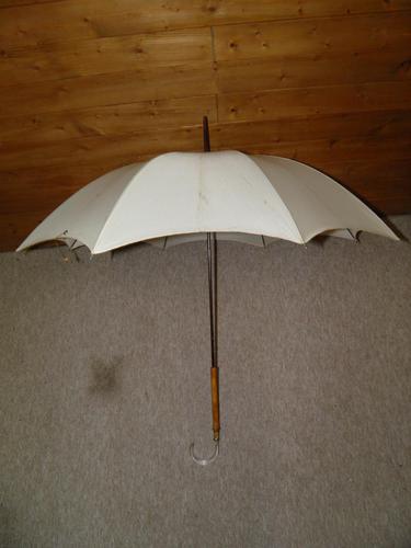 Antique Gold Plate English Made Umbrella With Lucite Crook Handle & Cream Canopy (1 of 17)