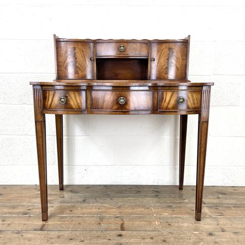 Vintage 20th Century Bonheur Du Jour (1 of 9) Vintage 20th Century Bonheur Du Jour (1 of 9)
