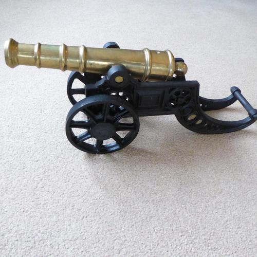 Large Cast Iron and Brass Display Cannon (1 of 3)