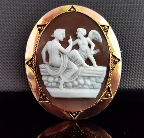 Antique Victorian Cameo Brooch, 9ct Gold, Cupid (1 of 10) Antique Victorian Cameo Brooch, 9ct Gold, Cupid (1 of 10)