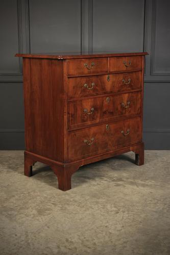18th Century Walnut Chest of Drawers (1 of 11) 18th Century Walnut Chest of Drawers (1 of 11)