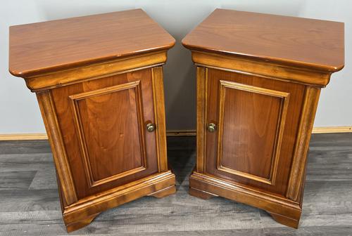 French Vintage Bedside Tables Pair Panel Door Cupboards Cabinets LOT 3952 (1 of 11)
