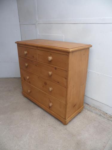 Lovely Victorian Antique Pine Waxed 5 Drawer Chest of Drawers (1 of 11)