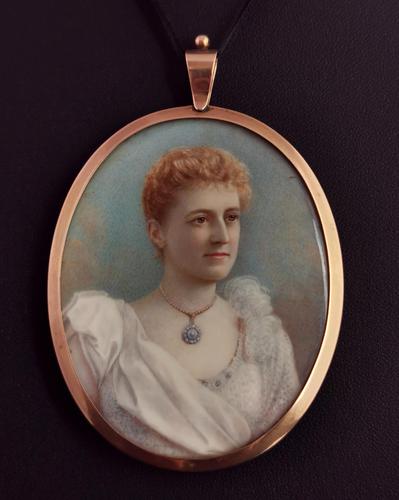 Antique Portrait Miniature, Mourning Pendant, 9ct Gold (1 of 12)