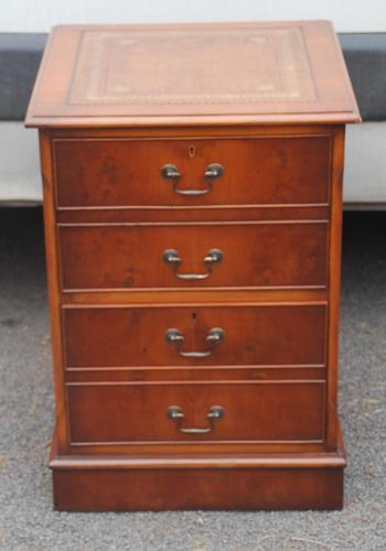 1960s Mahogany Small Filing Cabinet with Tan Leather Top (1 of 5) 1960s Mahogany Small Filing Cabinet with Tan Leather Top (1 of 5)