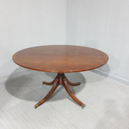 Fine Solid Mahogany Eight Seat Pedestal Breakfast Table (1 of 7)