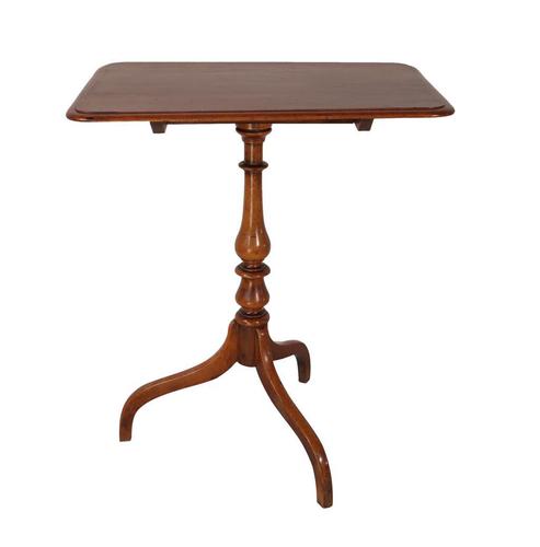 Tilt Top Table (1 of 5) Tilt Top Table (1 of 5)