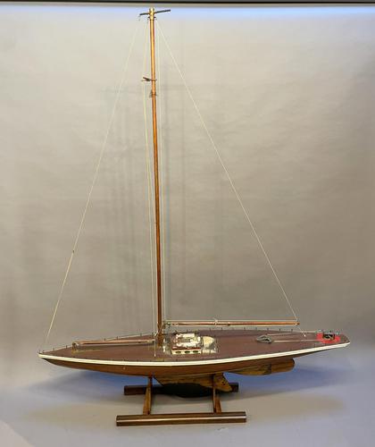 Large Vintage Pond Yacht (1 of 18)