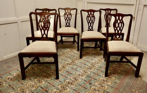 Set of 6 Good Quality Chippendale Style Mahogany Dining Chairs (1 of 6) Set of 6 Good Quality Chippendale Style Mahogany Dining Chairs (1 of 6)
