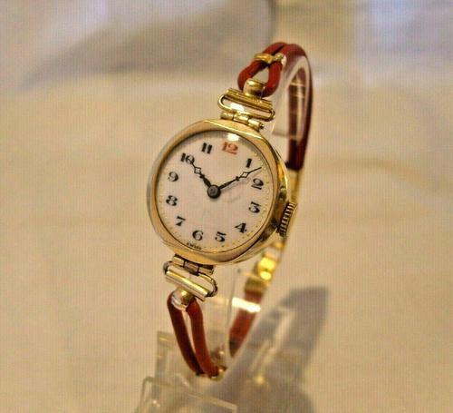 9ct Gold Ladies Wrist Watch 1934 Swiss 15 Jewel Porcelain Dial Red 12 FWO (1 of 12)