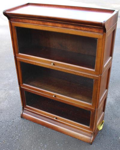1900's Mahogany 3 Stack Globe Wernicke (1 of 3) 1900's Mahogany 3 Stack Globe Wernicke (1 of 3)