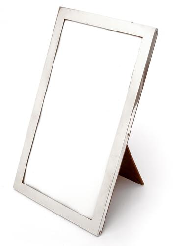 Large Good Quality Chester Silver Photo Frame with Plain Silver Mount (1 of 4) Large Good Quality Chester Silver Photo Frame with Plain Silver Mount (1 of 4)