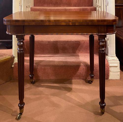 Gillows of Lancaster: Mahogany Folding Card Table (1 of 7)