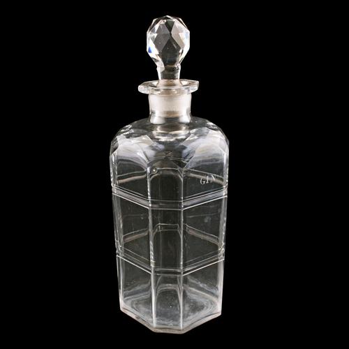 Early 19th Century Gin Decanter (1 of 8) Early 19th Century Gin Decanter (1 of 8)
