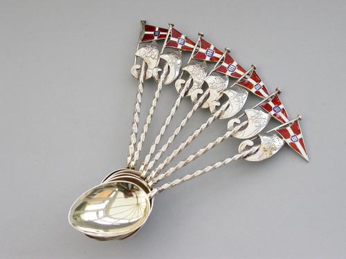 Set 7 Edwardian Silver & Enamel Sailing / Yacht Club Burgee Prize Teaspoons (1 of 14) Set 7 Edwardian Silver & Enamel Sailing / Yacht Club Burgee Prize Teaspoons (1 of 14)
