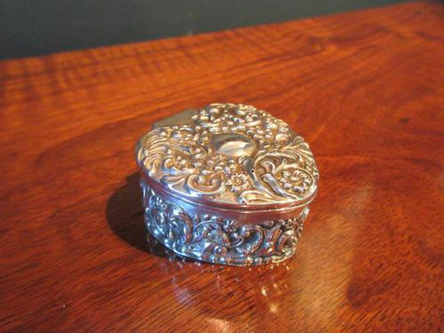 Antique Silver Heart Shaped Trinket Box (1 of 7)